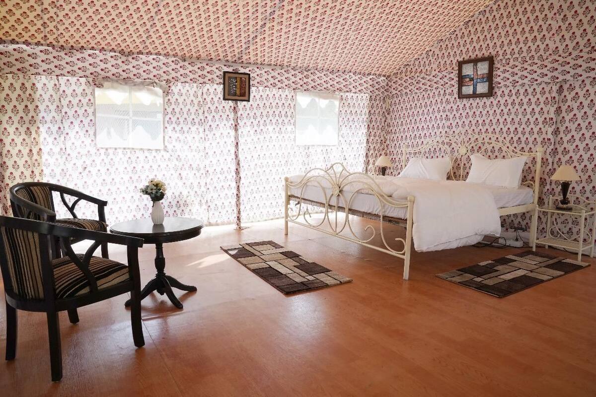 In-room safe, individually decorated, individually furnished, desk