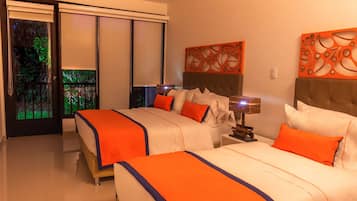 Quarto casal standard, 1 quarto, para não fumantes, vista para o jardim | Roupas de cama premium, edredons de pluma, camas Select Comfort