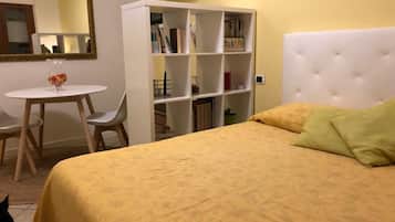 Studio, Kochnische | Allergikerbettwaren, Betten mit Memory-Foam-Matratzen