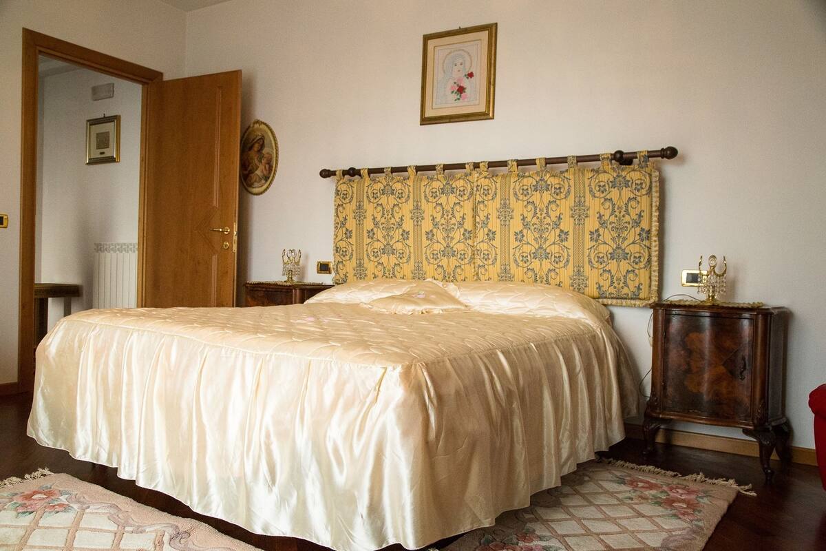 Familienapartment, 2 Schlafzimmer, Nichtraucher, Kühlschrank (2+2) | Schallisolierte Zimmer, Bügeleisen/Bügelbrett, kostenloses WLAN