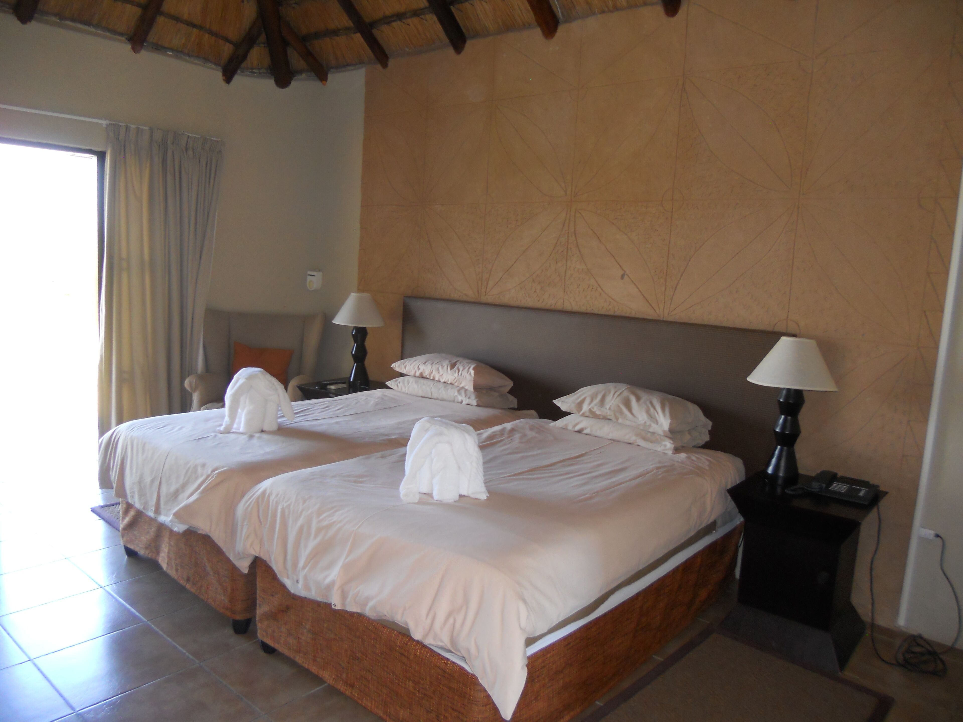 2 bedrooms, premium bedding, in-room safe, iron/ironing board