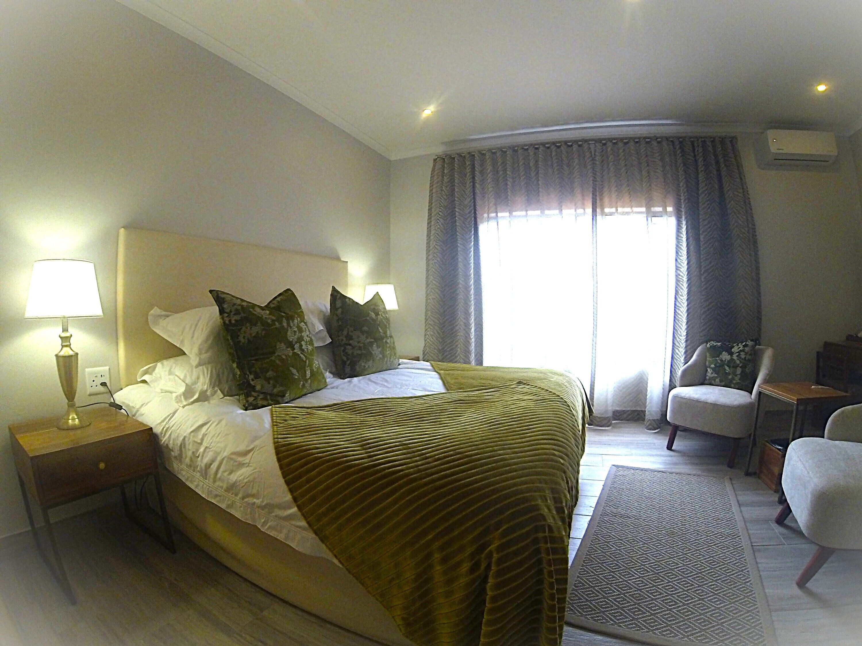 Executive Chalet, Patio, Park View