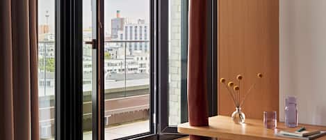 XL Studio, Kitchenette, Balcony | Living area | 43-inch flat-screen TV with satellite channels, TV