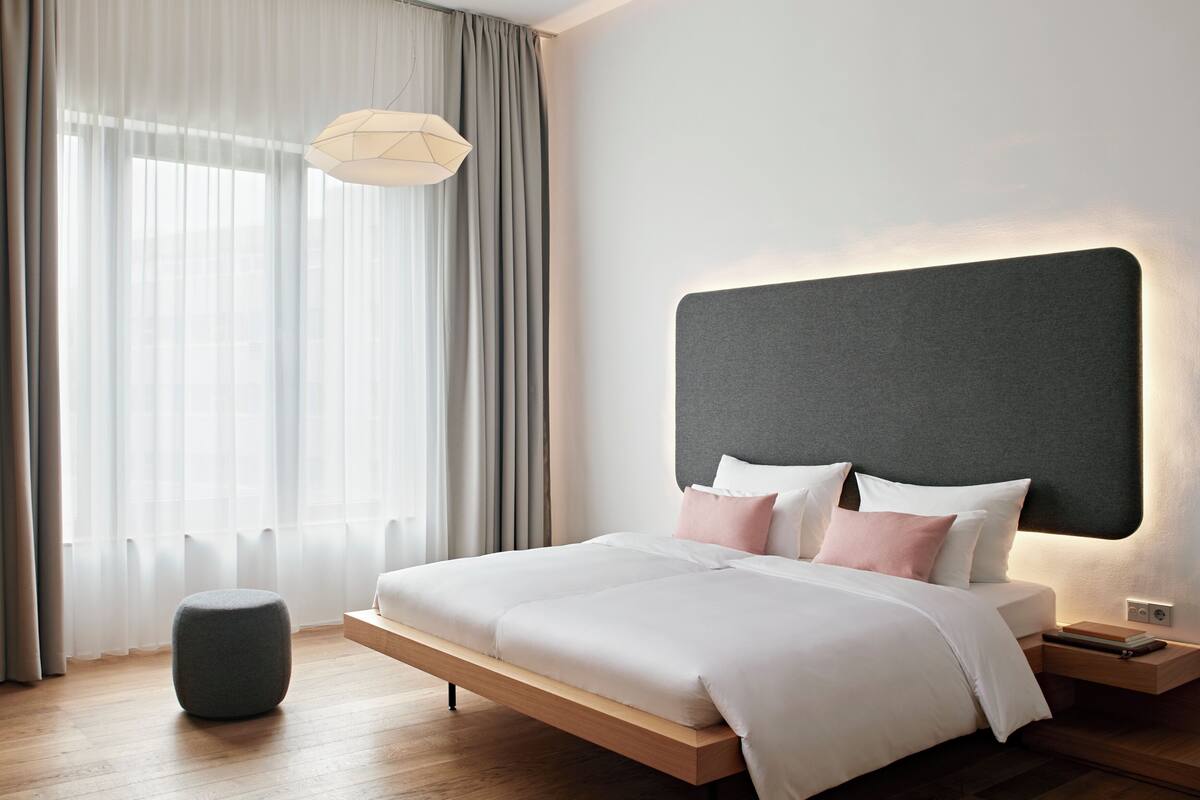Estudio | 1 dormitorio, ropa de cama de alta calidad, caja fuerte y escritorio