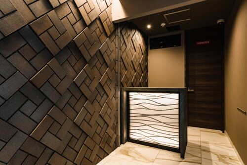 GRAND BASE Hakata Haruyoshi