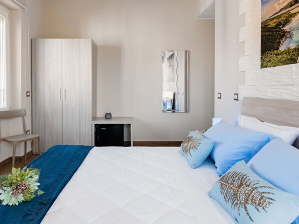 Appartamento Superior, 2 camere da letto, 2 bagni, vista città | 2 camere, biancheria in cotone egiziano