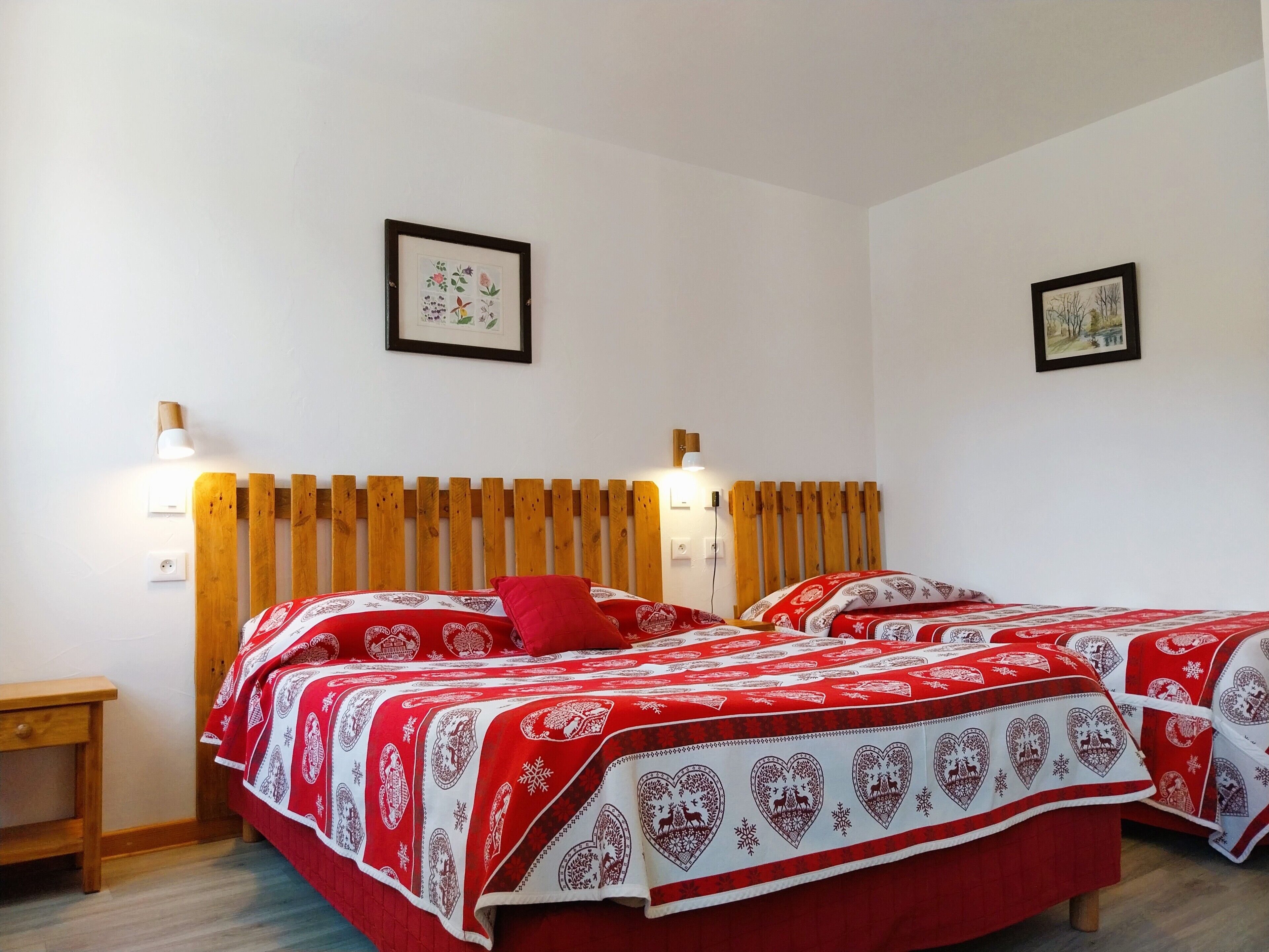 Bureau, Wi-Fi gratuit, draps fournis