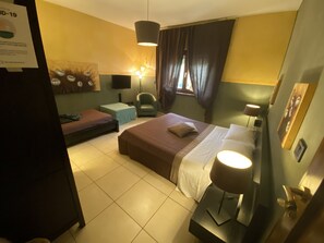 Double Room (Private External Bathroom) | Rollaway beds, free WiFi, bed sheets