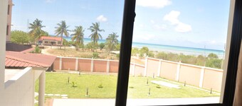 Luwa Evergreen Hotel