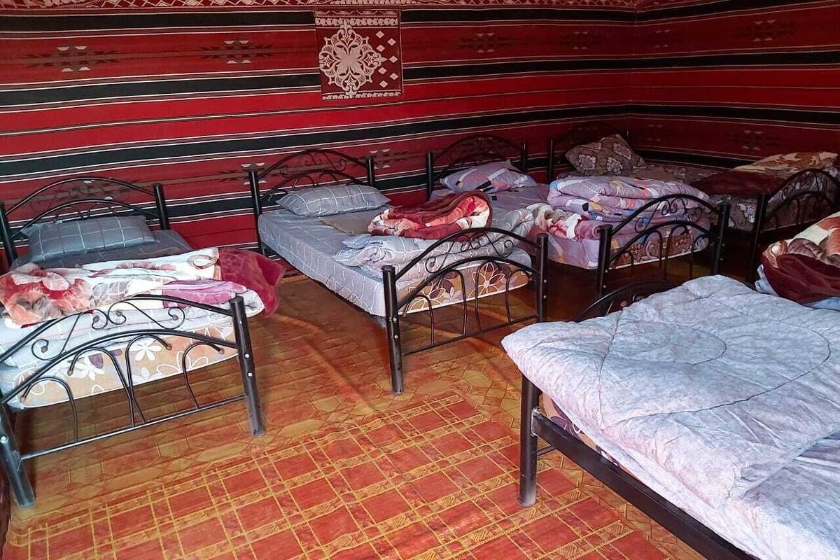 Tent (4 Guests )