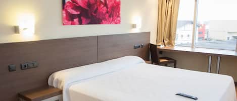 Caja de seguridad en la habitación y sistema de insonorización