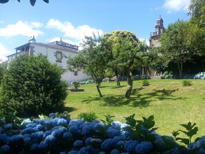 Property grounds - Pazo Vilabade (Castroverde)