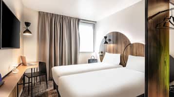 Standard Room, 2 Single Beds | Desk, blackout curtains, soundproofing, free cots/infant beds