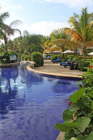 Piscina a l'aire lliure