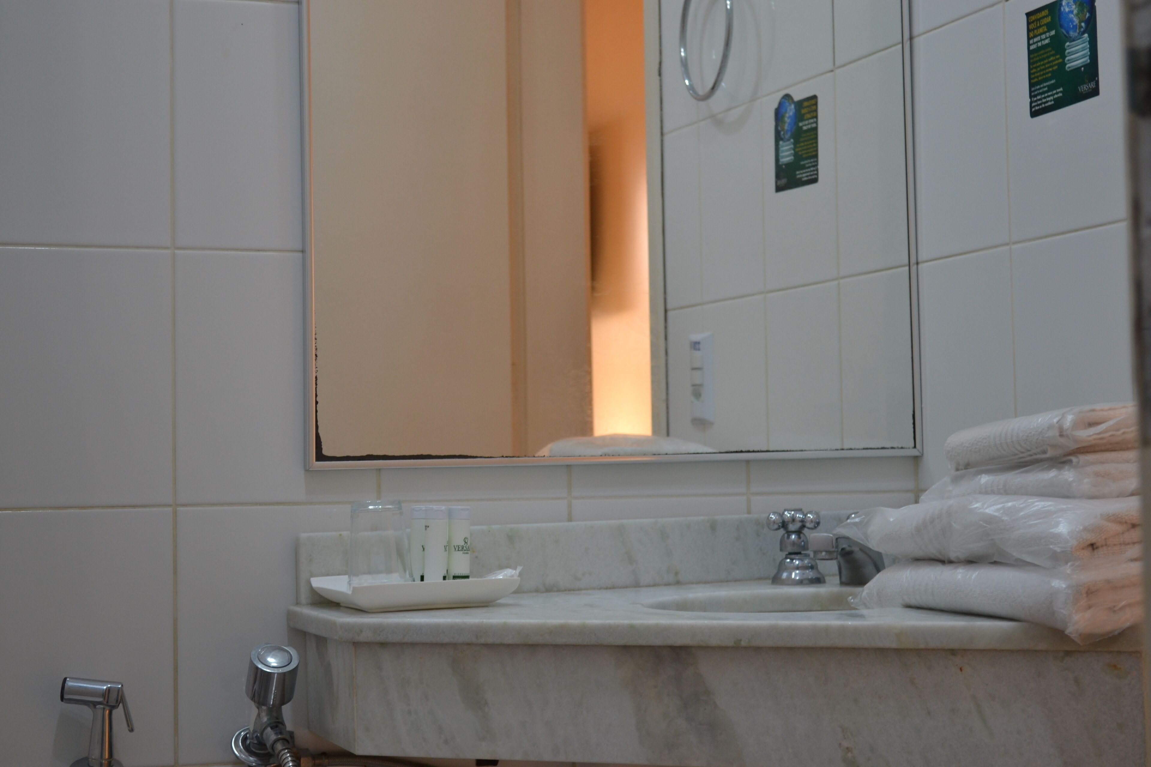 standard suite, 2 single beds | minibar, desk, blackout curtains, soundproofing