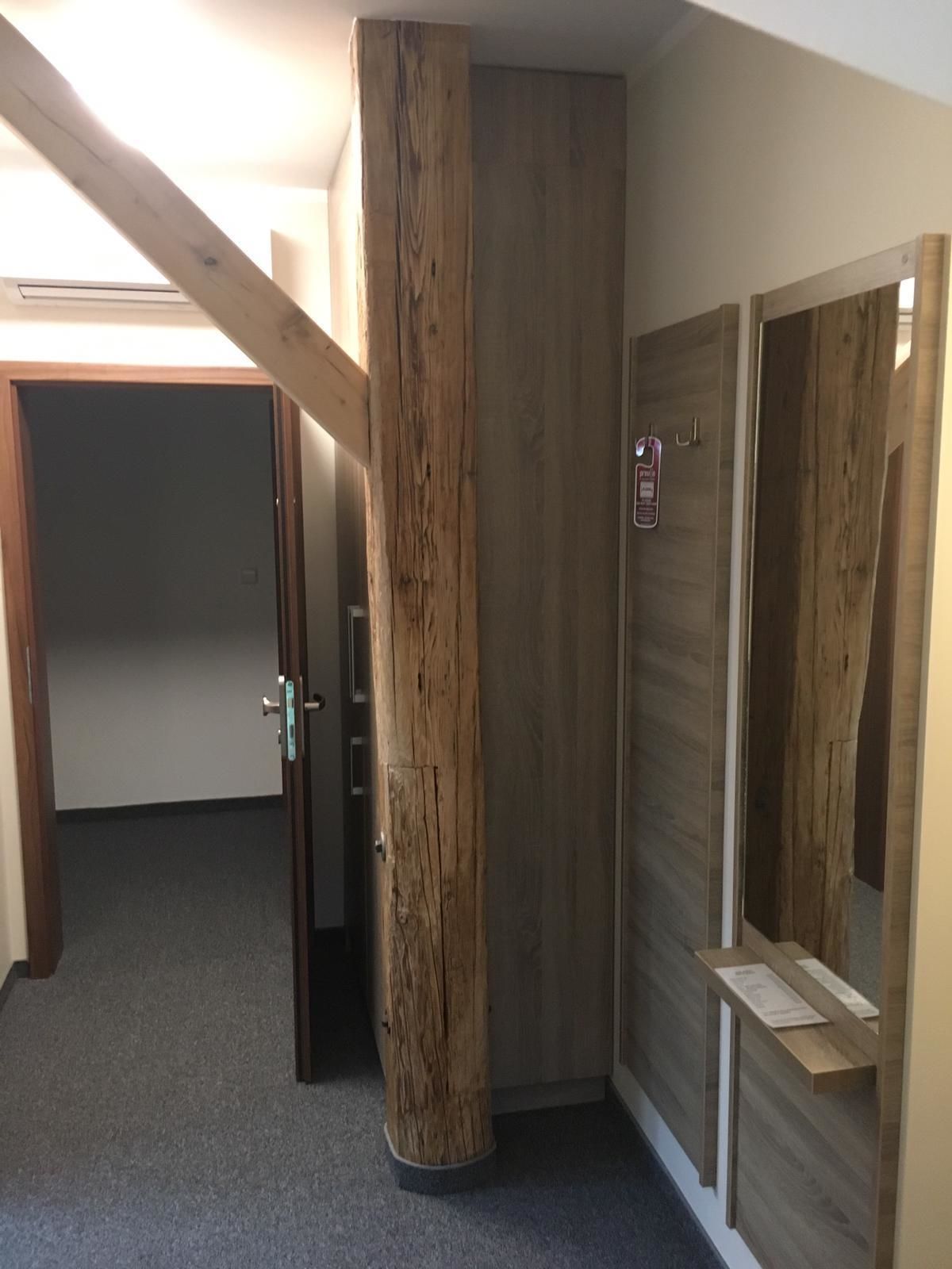 Comfort Single Room | Hypo-allergenic bedding, minibar, desk, blackout drapes