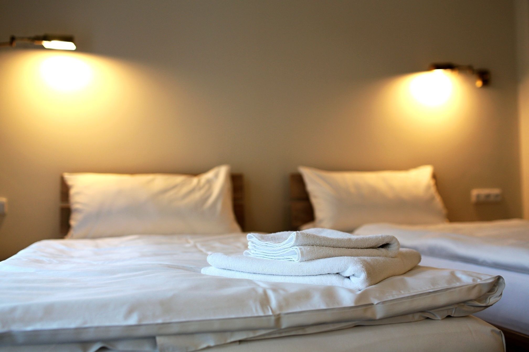 Allergikerbettwaren, Minibar, Schreibtisch, Verdunkelungsvorhänge