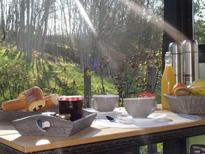 Petit-déjeuner continental compris tous les jours