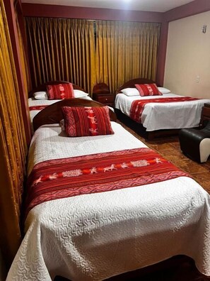 Triple Room, 3 Twin Beds, Private Bathroom | Free WiFi, bed sheets - Hotel Colquewasi (Cusco)