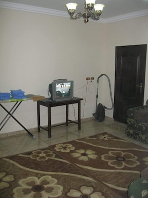 Appartamento familiare, 3 camere da letto | Soggiorno | TV