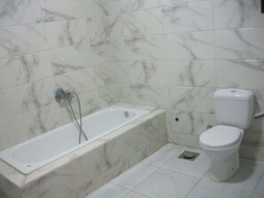 Bathroom - Three Bedroom Apartment With Pyramids View (Giza)