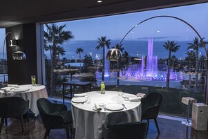 2 间餐厅，意大利菜