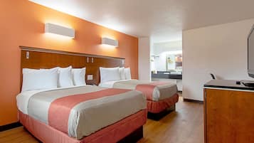 Een bureau, een laptopwerkplek, geluiddichte muren, gratis wifi