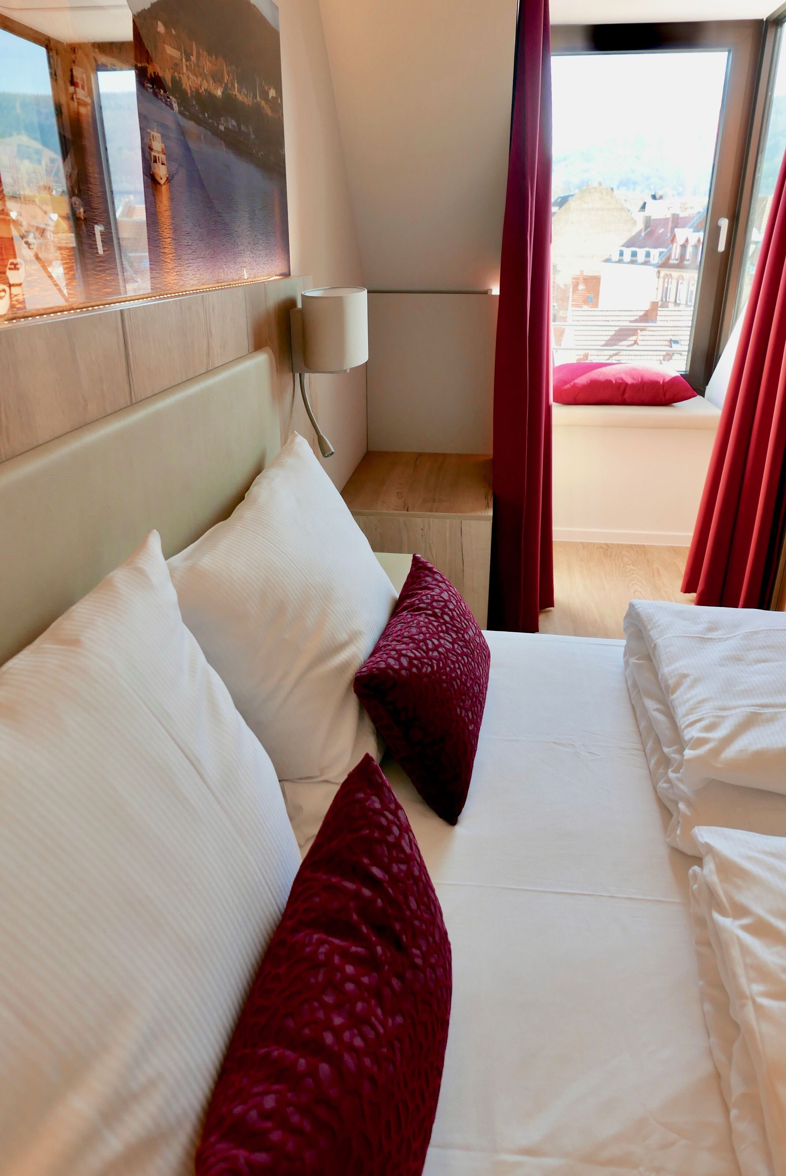 double room | hypo-allergenic bedding, in-room safe, desk, blackout curtains