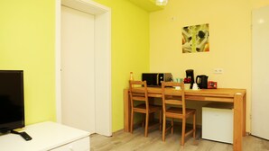 ห้องเบสิกดับเบิล | บริการอาหารในห้องพัก
