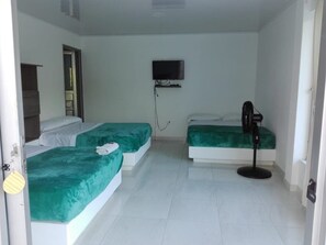 Triple Room, 1 Bedroom (3 Double Beds, 6 Guests)