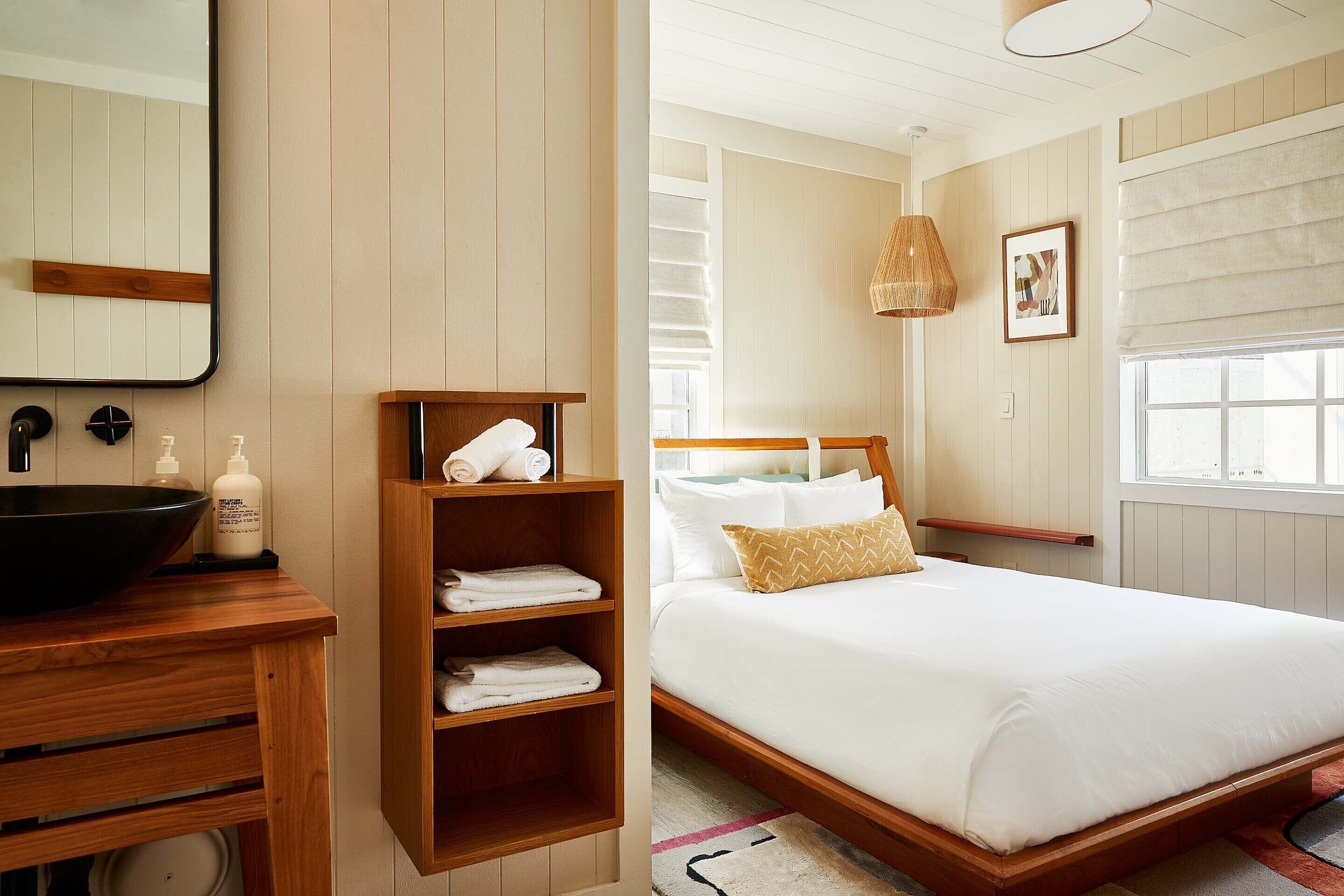 standard queen | egyptian cotton sheets, premium bedding, pillow-top beds