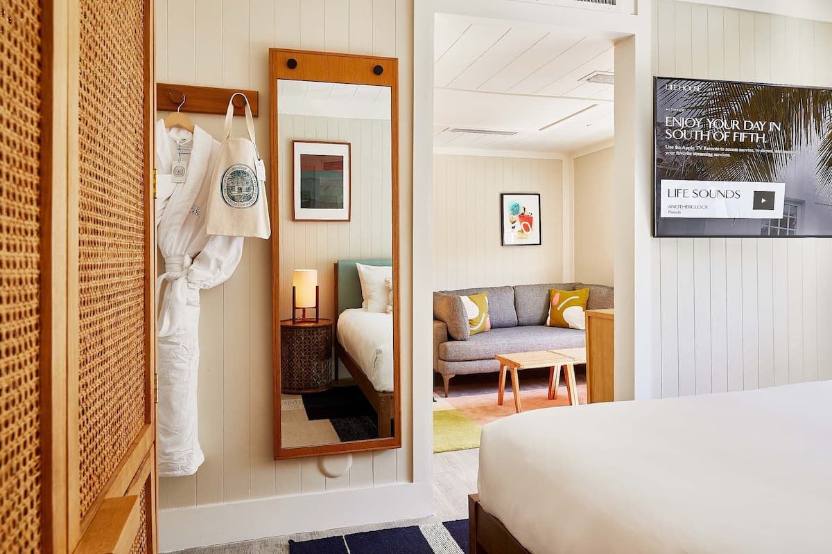 Artist's Suite | Egyptian cotton sheets, premium bedding, pillowtop beds, desk