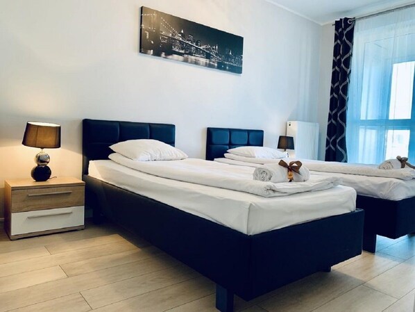 Apartment, 2 Schlafzimmer (4) | Verdunkelungsvorhänge, Bügeleisen/Bügelbrett, kostenloses WLAN