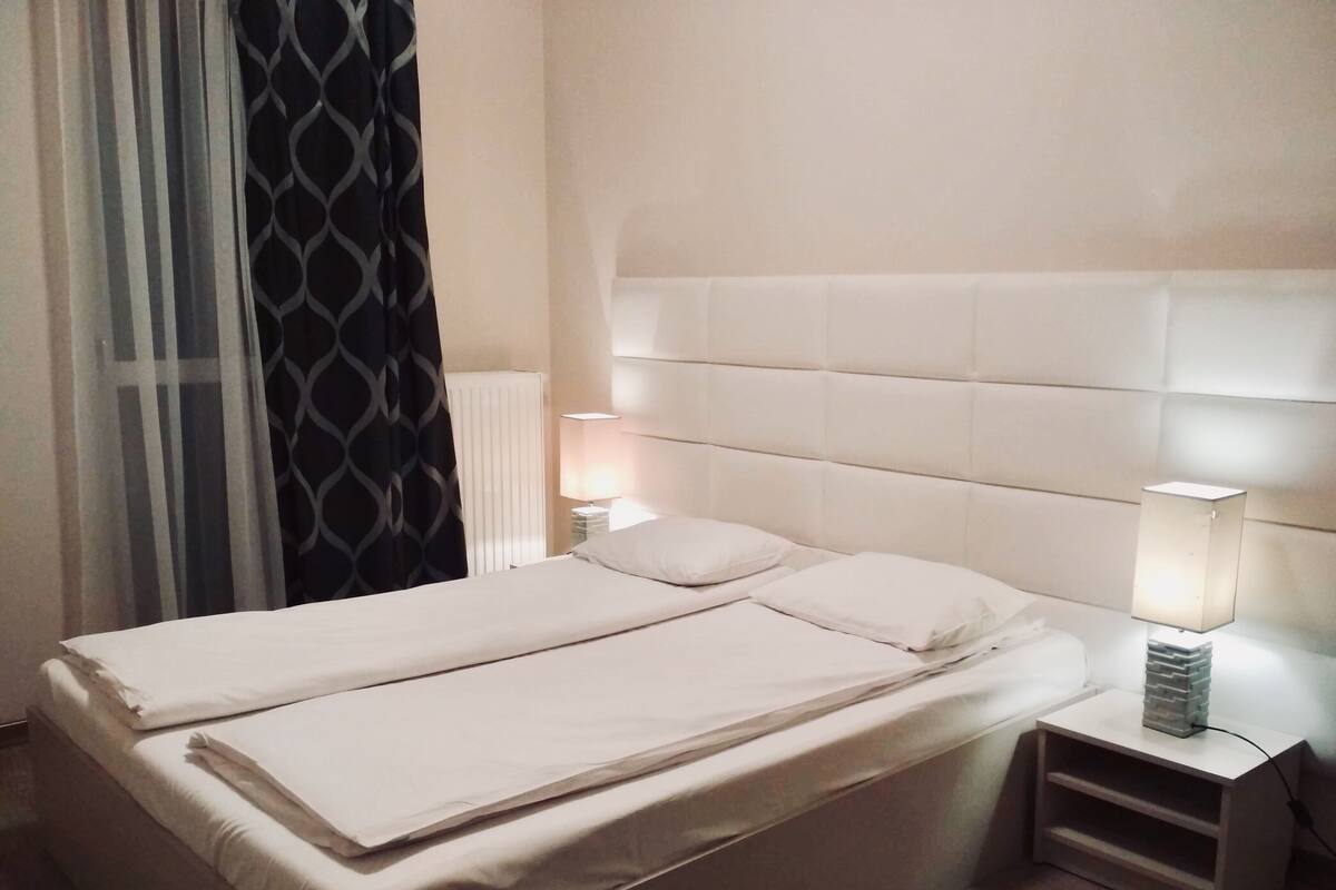 公寓, 1 间卧室 | 遮光窗帘、熨斗/熨衣板、免费 WiFi、床单