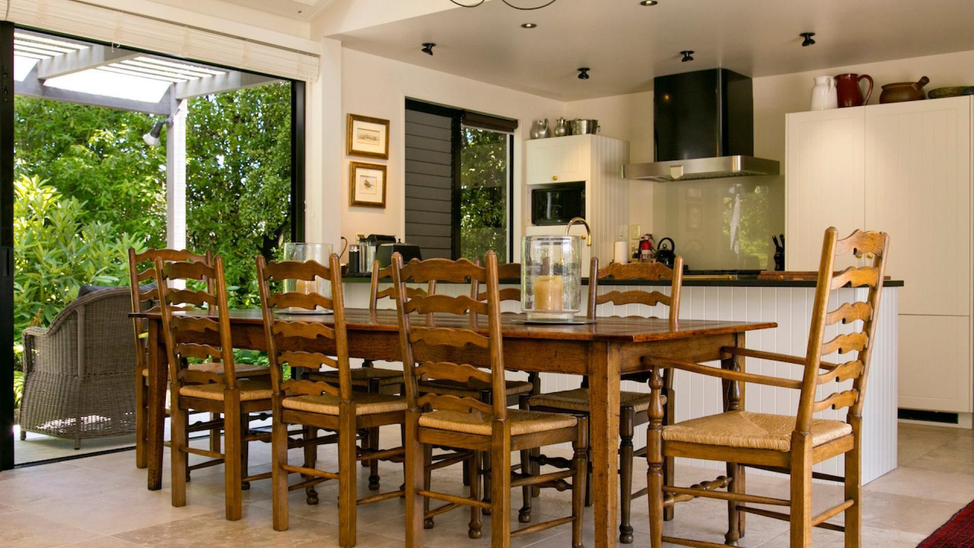 하우스, 침대(여러 개), 호수 전망 (The Point Villas Taupo) | 객실 내 식사 공간