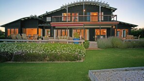 Garden - Sea View Waiheke (Waiheke Island)