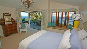 House, Multiple Beds, Sea View (Sea View Waiheke) | 3 bedrooms, individually decorated, individually furnished - Sea View Waiheke (Waiheke Island)