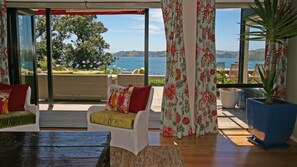 Living area - Sea View Waiheke (Waiheke Island)