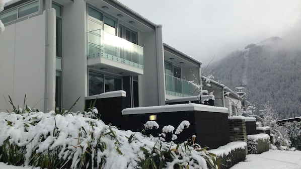 Apartment, Multiple Beds, Garden View (Chic in the City) | Front of property - Chic in the City (Queenstown)
