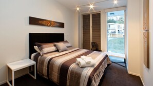 Apartment, Multiple Beds, Garden View (Chic in the City) - Chic in the City (Queenstown)