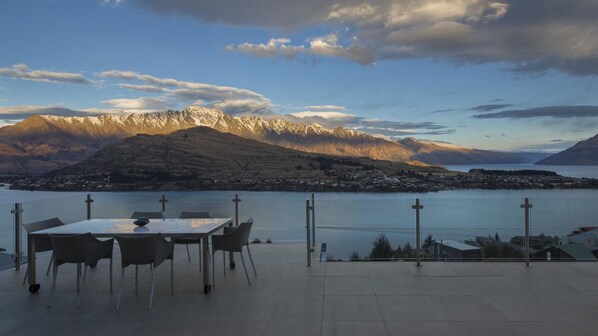 House, Multiple Beds, Lake View (Mountain & Lake Views) | Terrace/patio
