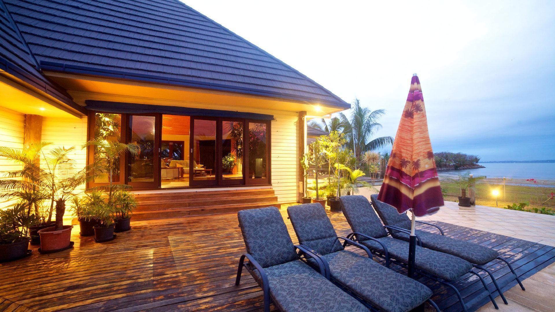 Rumah, Beberapa Tempat Tidur, pemandangan pantai (Absolute Beachfront Fiji) | Teras/patio