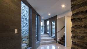 House, Multiple Beds (Luxury at Coronet) | Hallway - Luxury at Coronet (Dalefield)