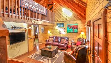 Family Cabin, Berbilang Katil, Non Smoking | Ruang tamu | TV, pendiangan