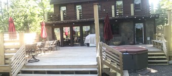 !!! Hermosa casa nueva a 3/4 de milla de Hunter Mountain 