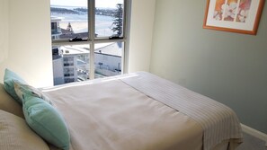 2 bedrooms, free WiFi, bed sheets - Ocean Views, SUNDRIFT- Unit 26 (The Entrance)