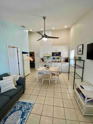 Interior - BEACH BUM COTTAGES - STEPS FROM BEACH, INGROUND POOL, PERFECT LOCATION (Saint George Island)