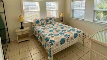 2 sovrum, strykjÀrn/strykbrÀda, gratis wi-fi och sÀngklÀder