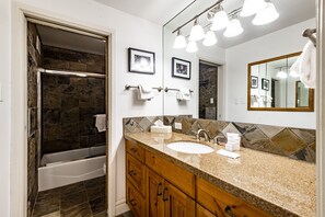 Hair dryer, towels, soap, toilet paper - Well-appointed 2BR ski in/ski out Park City condo-hot tub, pool & fitness center (Park City)