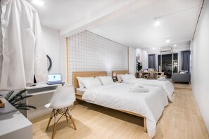 1 bedroom, Internet - No1★Terrace House 39★New cozy room near EmQuartier (Khwaeng Khlong Tan Nuea)